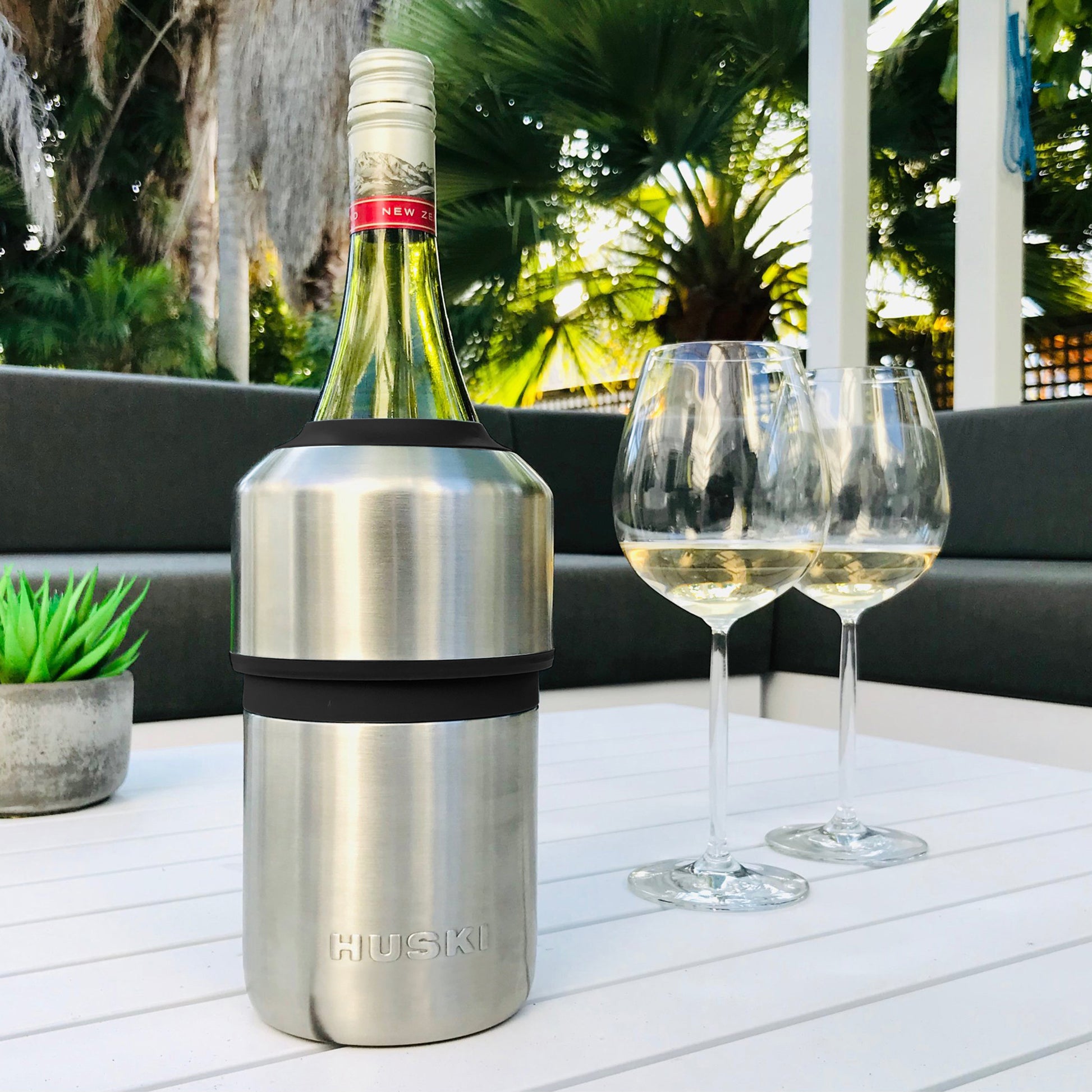 Wine Chiller - Premium Wine Bottle Chiller Double Walled, Vacuum Insulated  Wine Cooler for Most 750mL Champagne and Wine Bottles - Iceless Wine